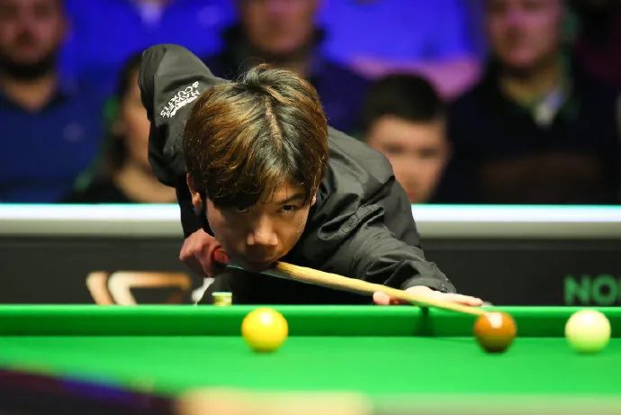 Q School：雷佩凡、斯佳辉今日冲击职业资格丨楚秉杰、杨绍杰今晚再“单挑”！