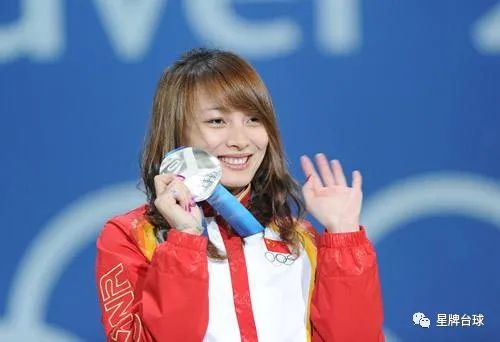 “雪上公主”李妮娜也是台球发烧友！这波你打多少分？