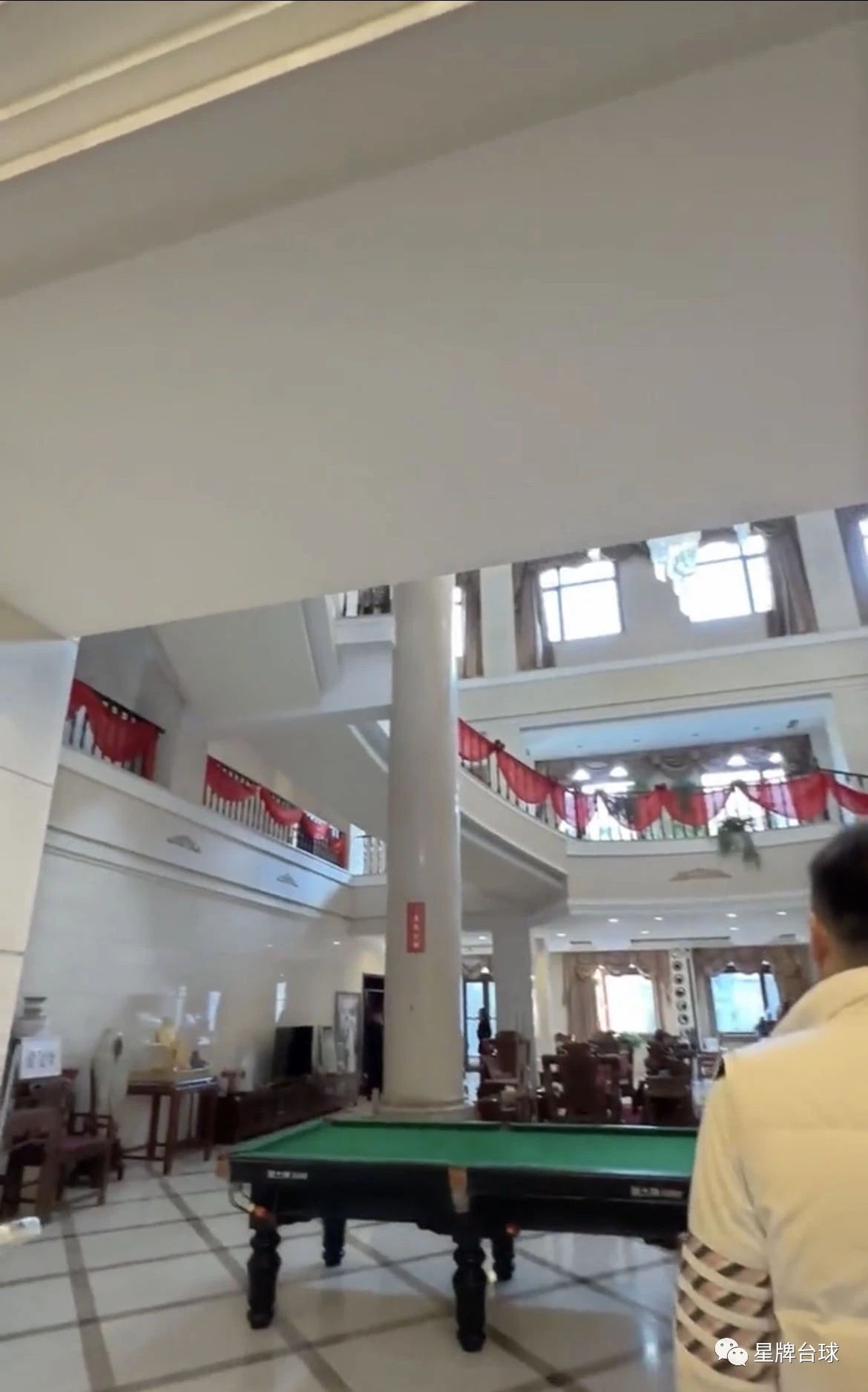 见过打台球的“图恒宇”、“谭校长”、“白娘子”吗？